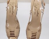 Sz 7 Vintage italian made Garolini high heel, peep toe ankle strap shoes.