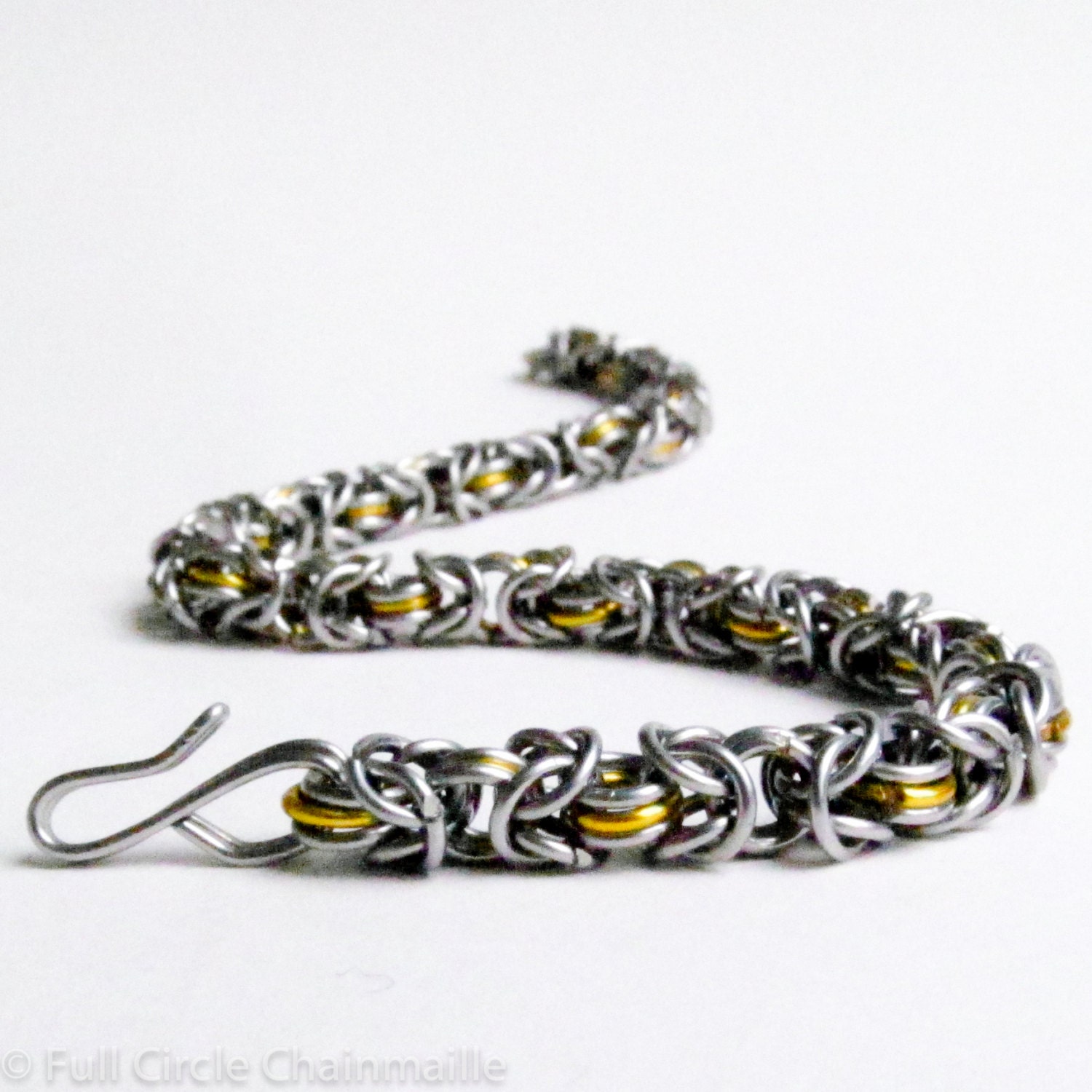 Chainmaille Bracelet - Thin Yellow Byzantine