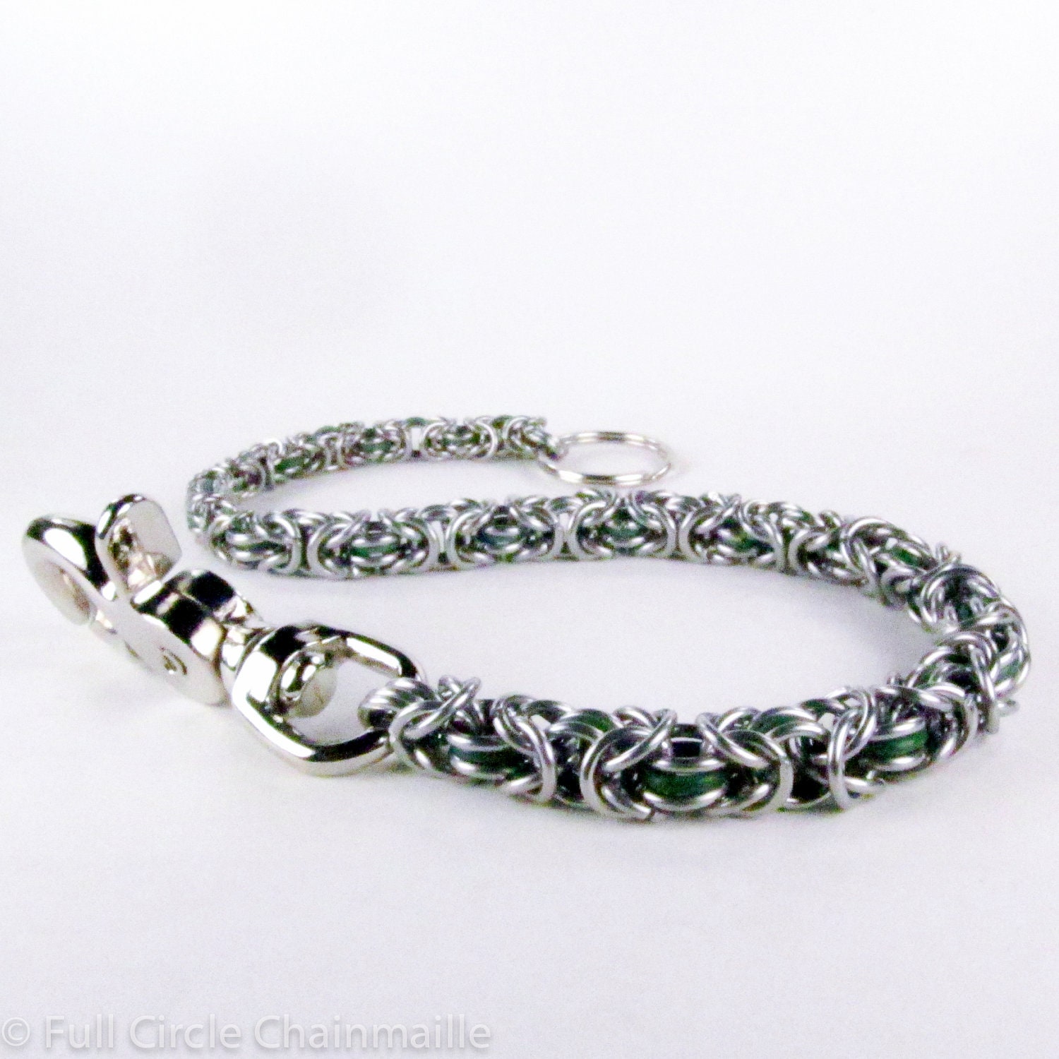 Green Chainmaille - Wallet Chain - Graduated Byzantine (Thick to Thin)