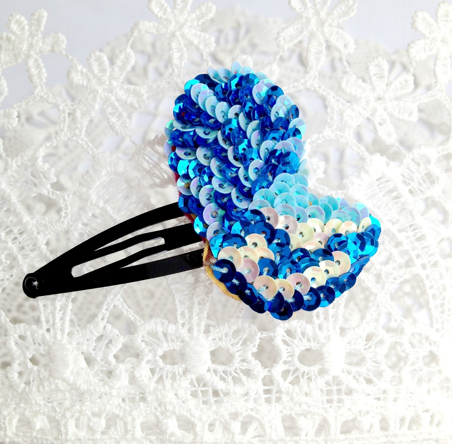 NEW : Blue sequins hand-embroidered leaves hair clip - Ready to ship