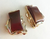 Vintage Brown Moonglow Lucite Clip On Earrings