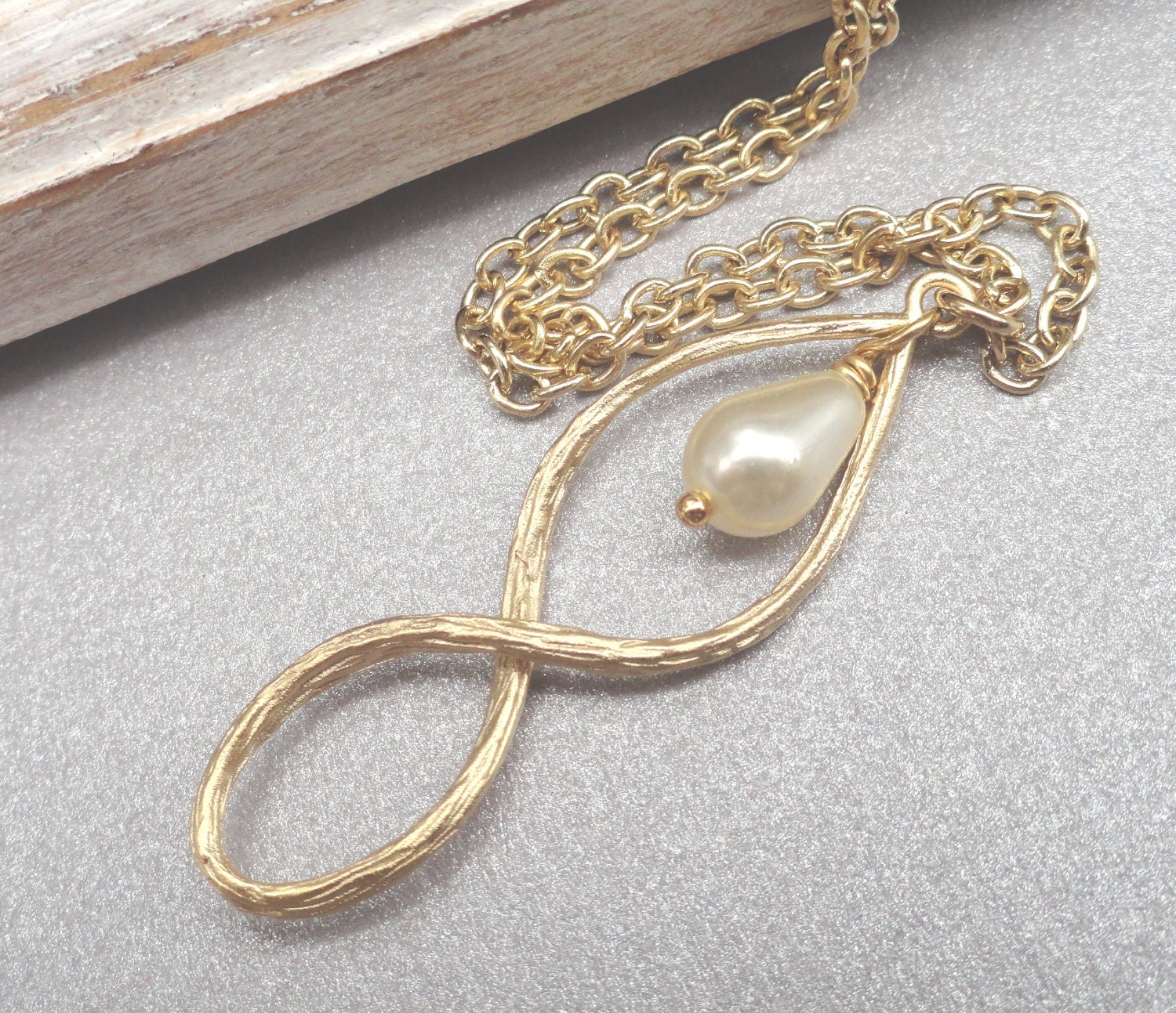 Gold Infinity Pendant Necklace Wire Wrapped White Teardrop Pearl. Ideal Gift Best Friend Necklace