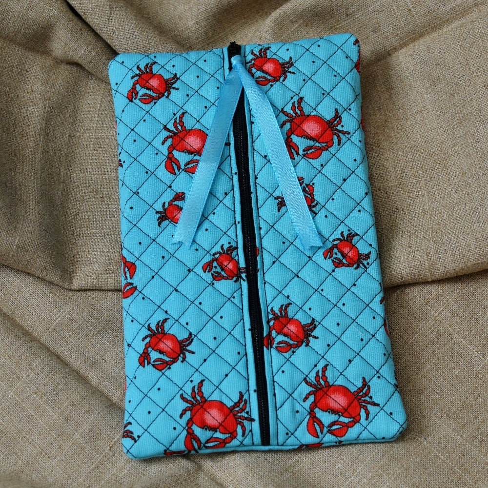 Quilted Baby Wipes Case, Blue with Red Crabs