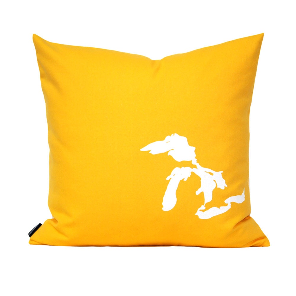 Great Lakes Pillow in Yellow with fill