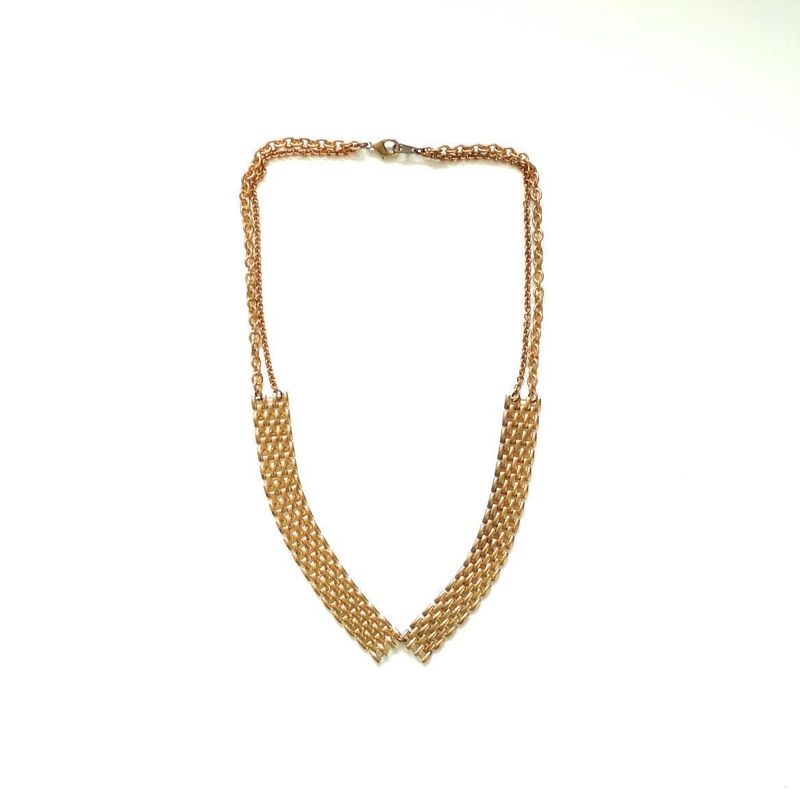 Short collar necklace with mixed chains