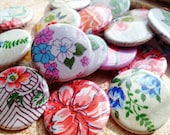 Vintage Floral Pin Pack - 3 Pinback Buttons - Vintage Fabric Recycled Textiles - Flower Pattern
