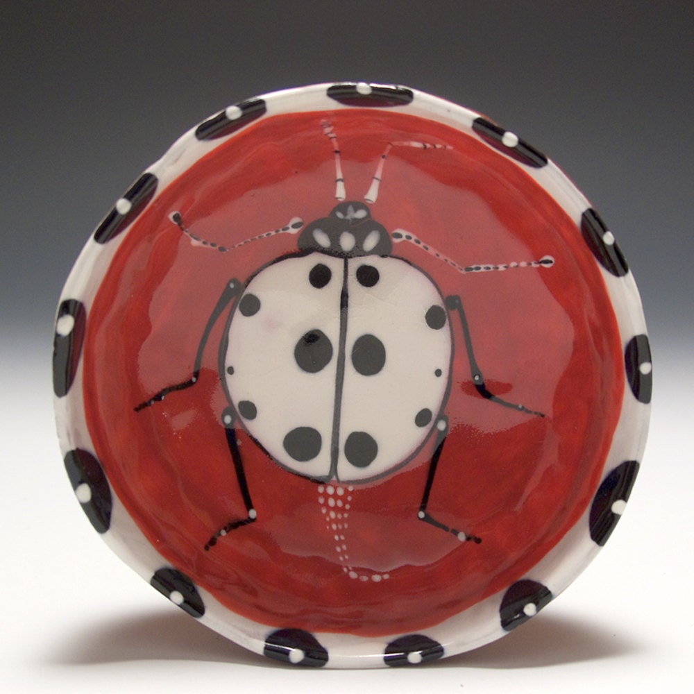 Lady Bug - Pinched Bug Bowl