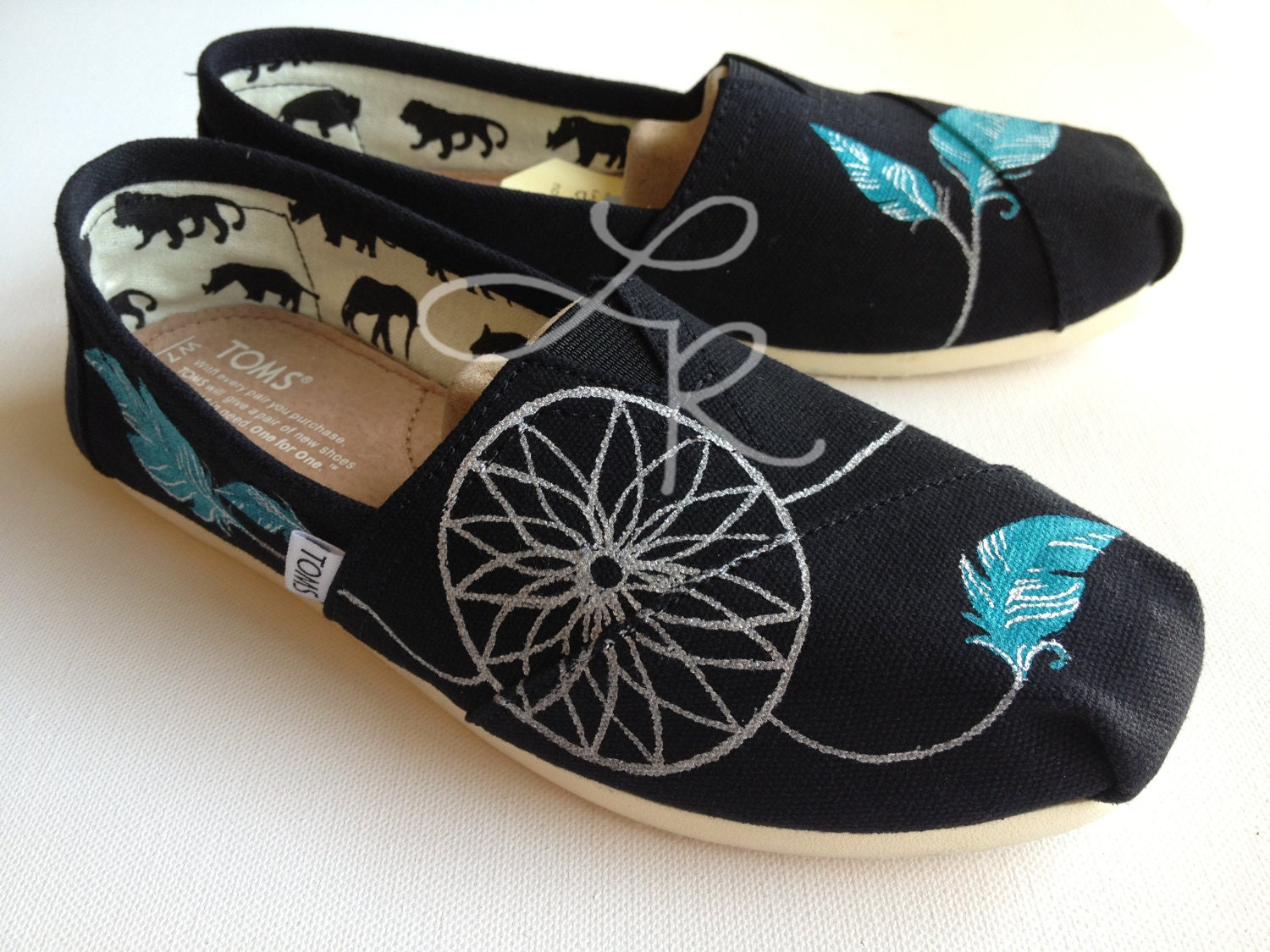 send me any shoes-dream catcher -you chose the colors- hand painted shoes-made to order