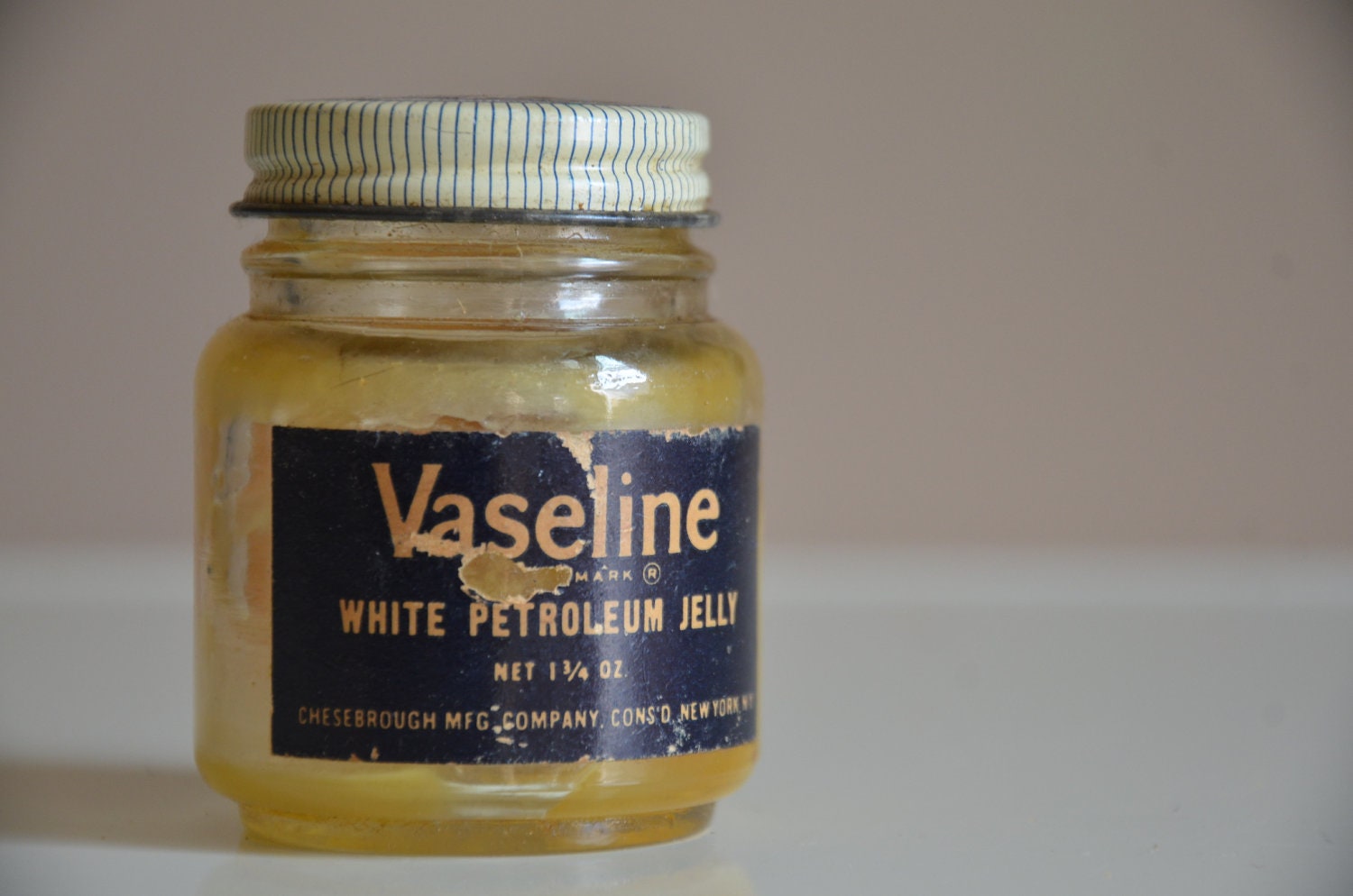 Antique Vaseline Glass Jar. Collectible.