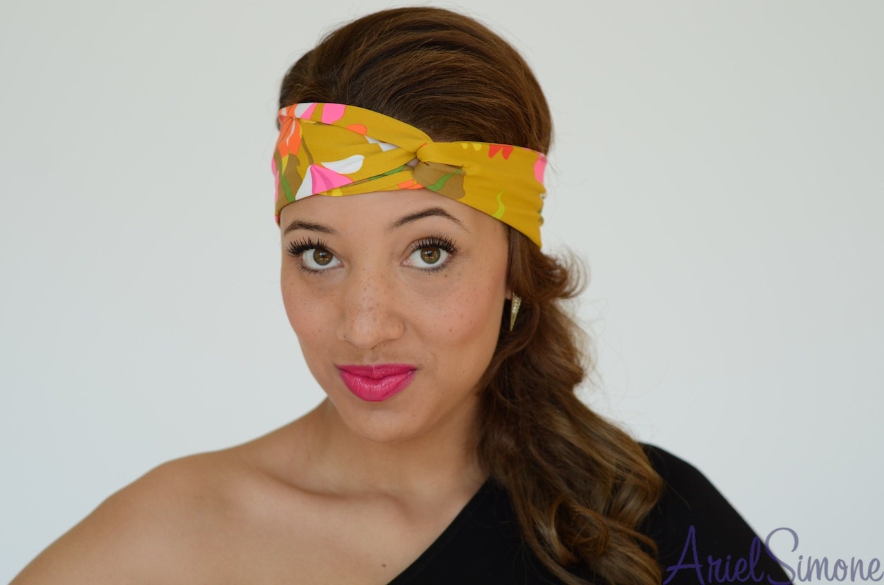 Headband: TWIST