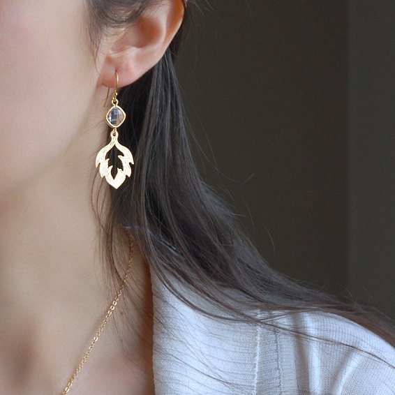 Little feather . earrings