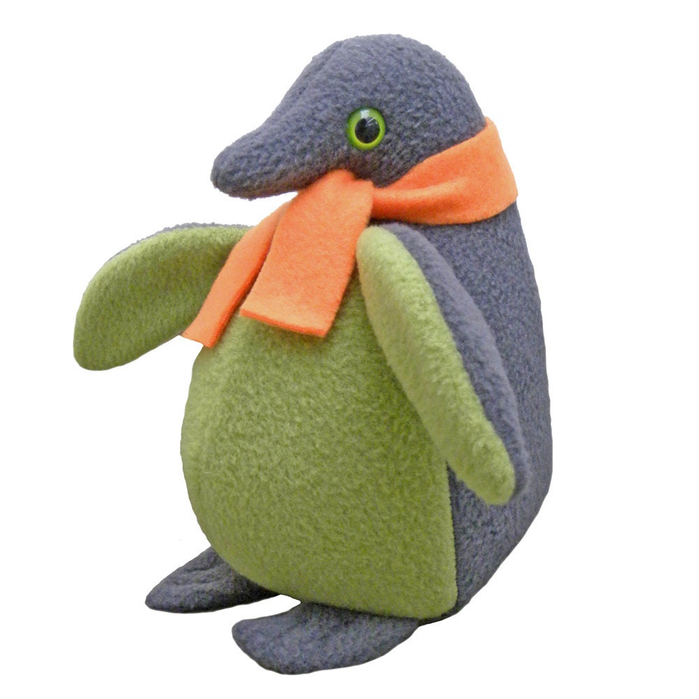 Brantly Small Penguin