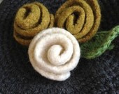 Cloche Gray Hat with Gold heather and White  Wool Felted  Roses, Flapper Gray Crochet Hat with Gold Heather Roses