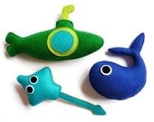 SALE - Under the Sea Felt Plush Play Set for Children - Green Submarine, Turquoise Stingray & Blue Whale Sea Creatures - Gifts for Kids
