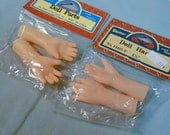 4 Medium Plastic  Doll  Hands   Crafts Craft  2 1/4"  Vintage 2 Pair