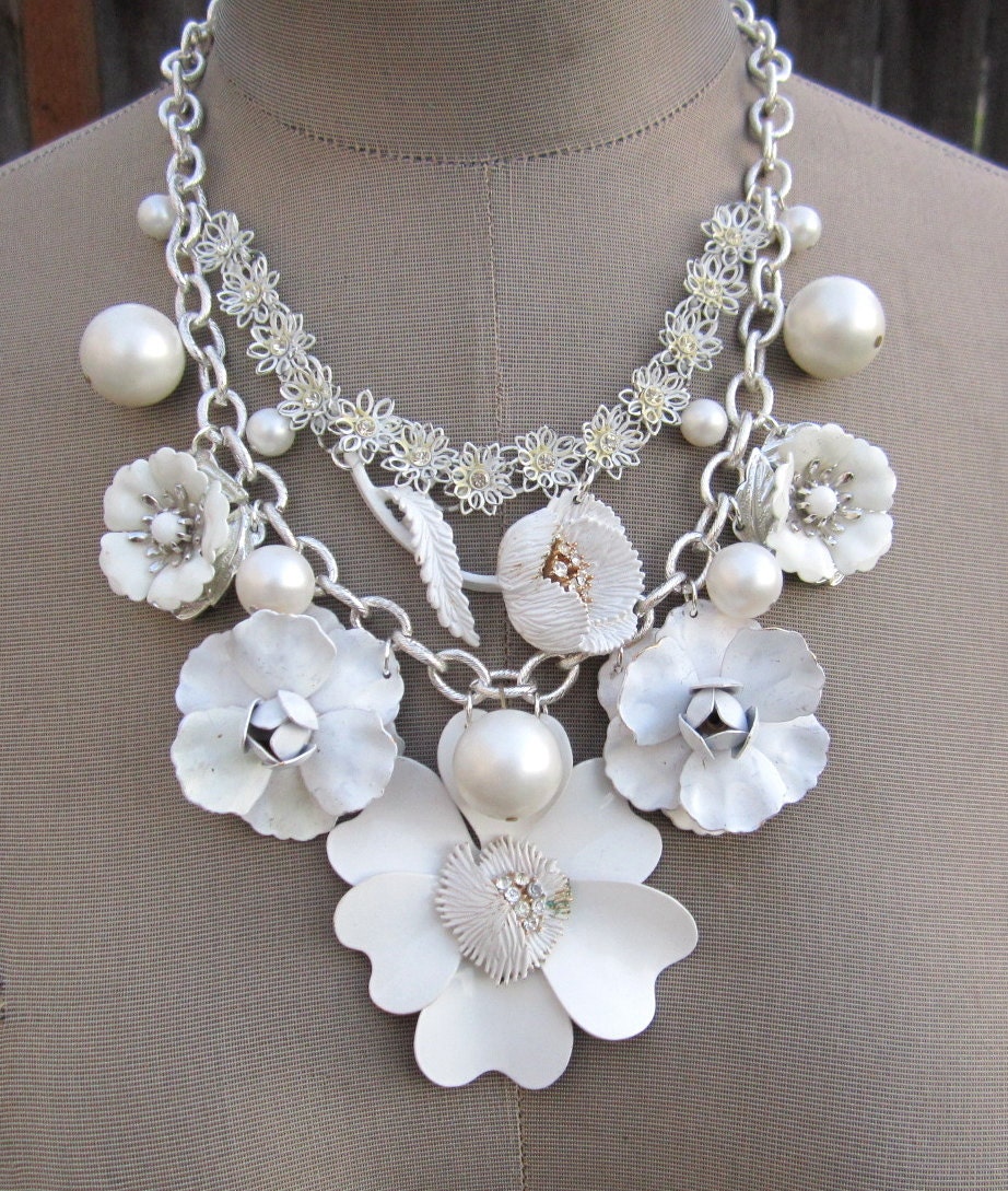 Bridal Statement Necklace Vintage Wedding Bib White Enamel Flower Chunky Repurposed Necklace - Do It The White Way