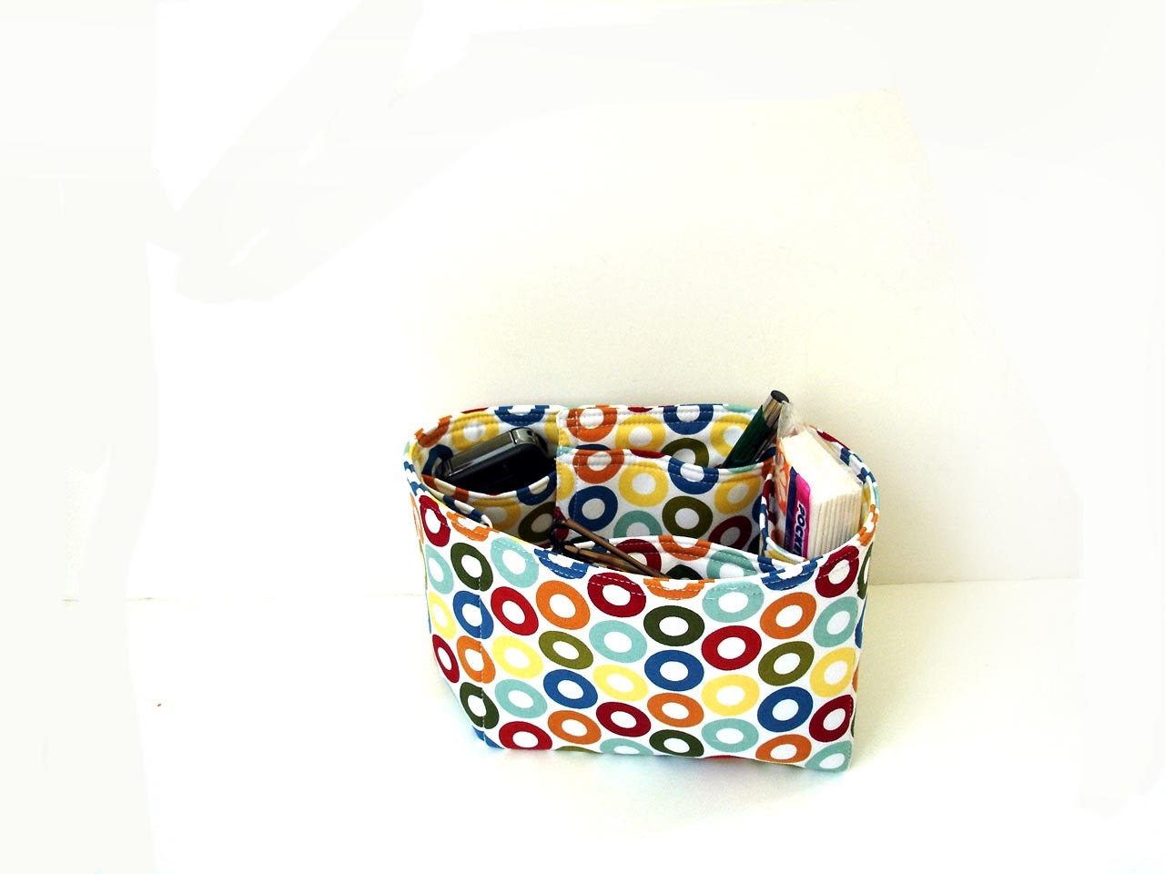 Purse insert organizer, 5 pockets, multi colors circles bold modern drop in tote bag, diaper bag pockets