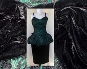 Jessica McClintock - wicked little lady - green silk  - black lace - baloon peplum - straight skirt