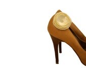 Bridal Shoe Clips in Ivory - Bridal Flower Shoe Clips, Bridal Ivory Shoe Clips or CUSTOM COLOR. Winter Wedding