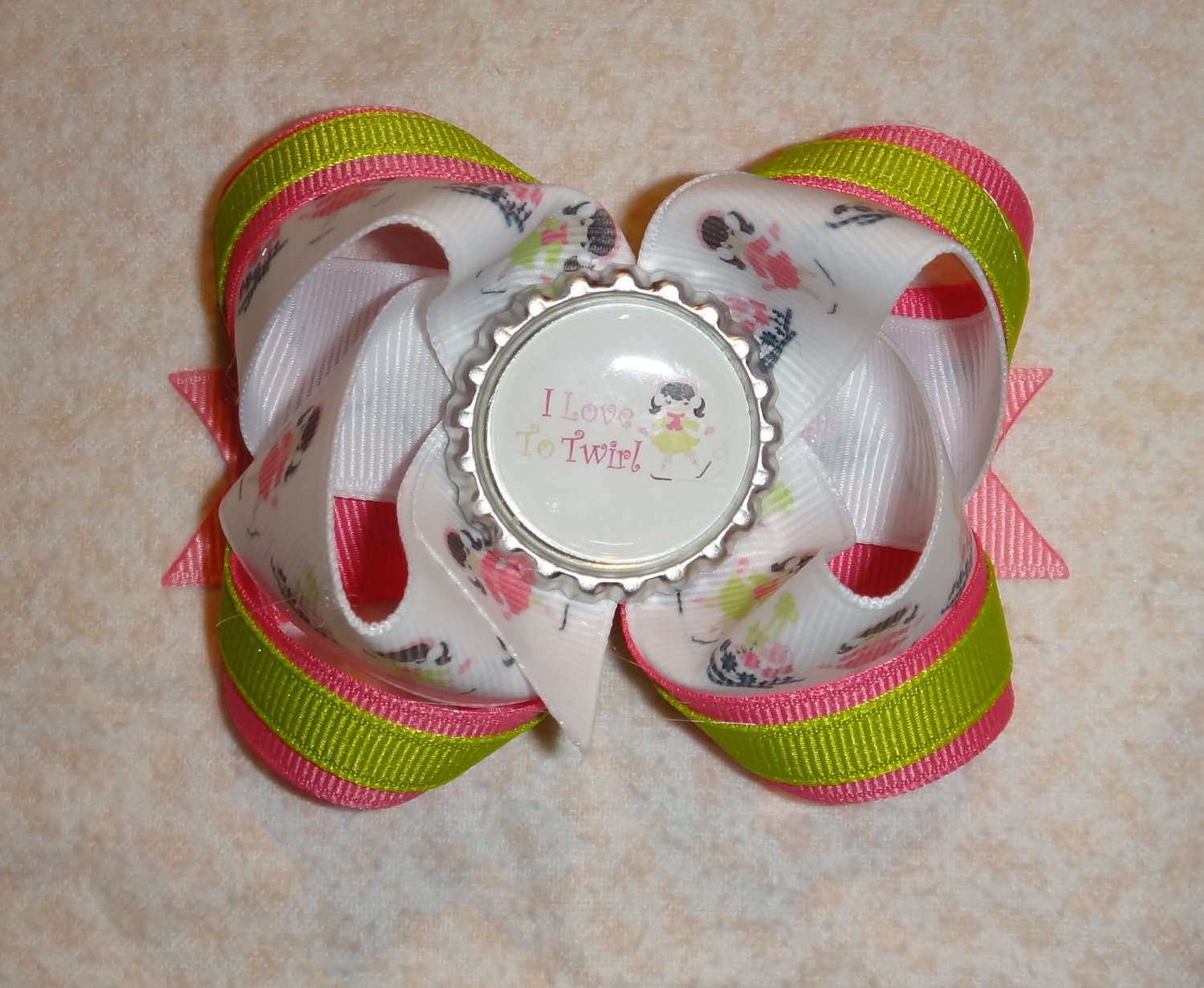 M2MG Snow Sports-- I Love to Twirl -- Twisted Loopy 4 Inch Bow