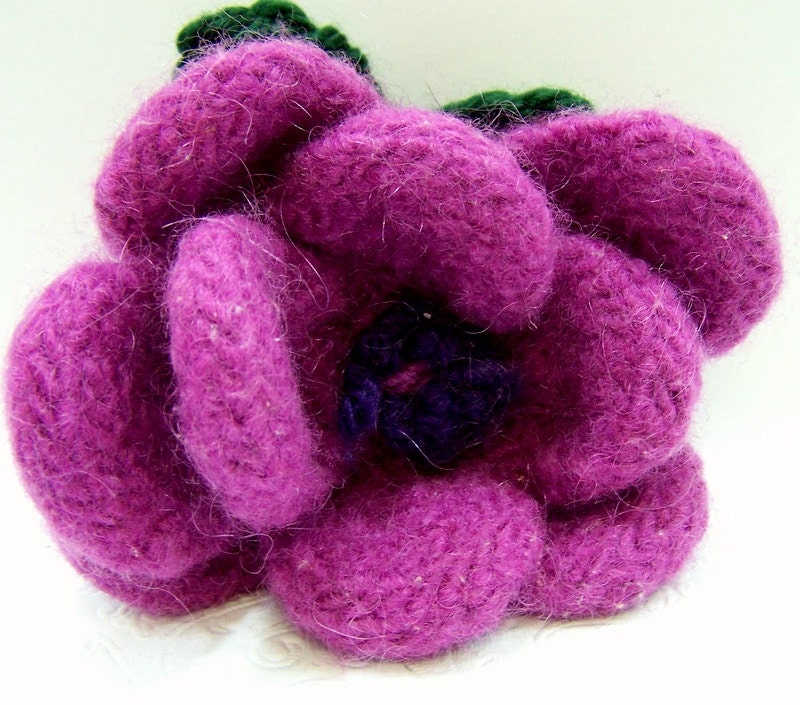 Purple Knit Felted Wool Flower Brooch, Felted Wool Flower Pin in Orchid Purple Pink, Valentines Day