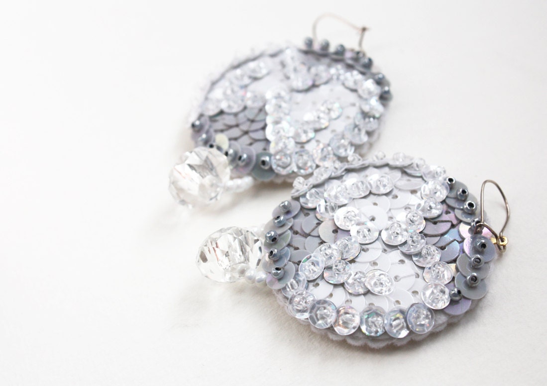 Earrings White Grey sequins Angel wings felt