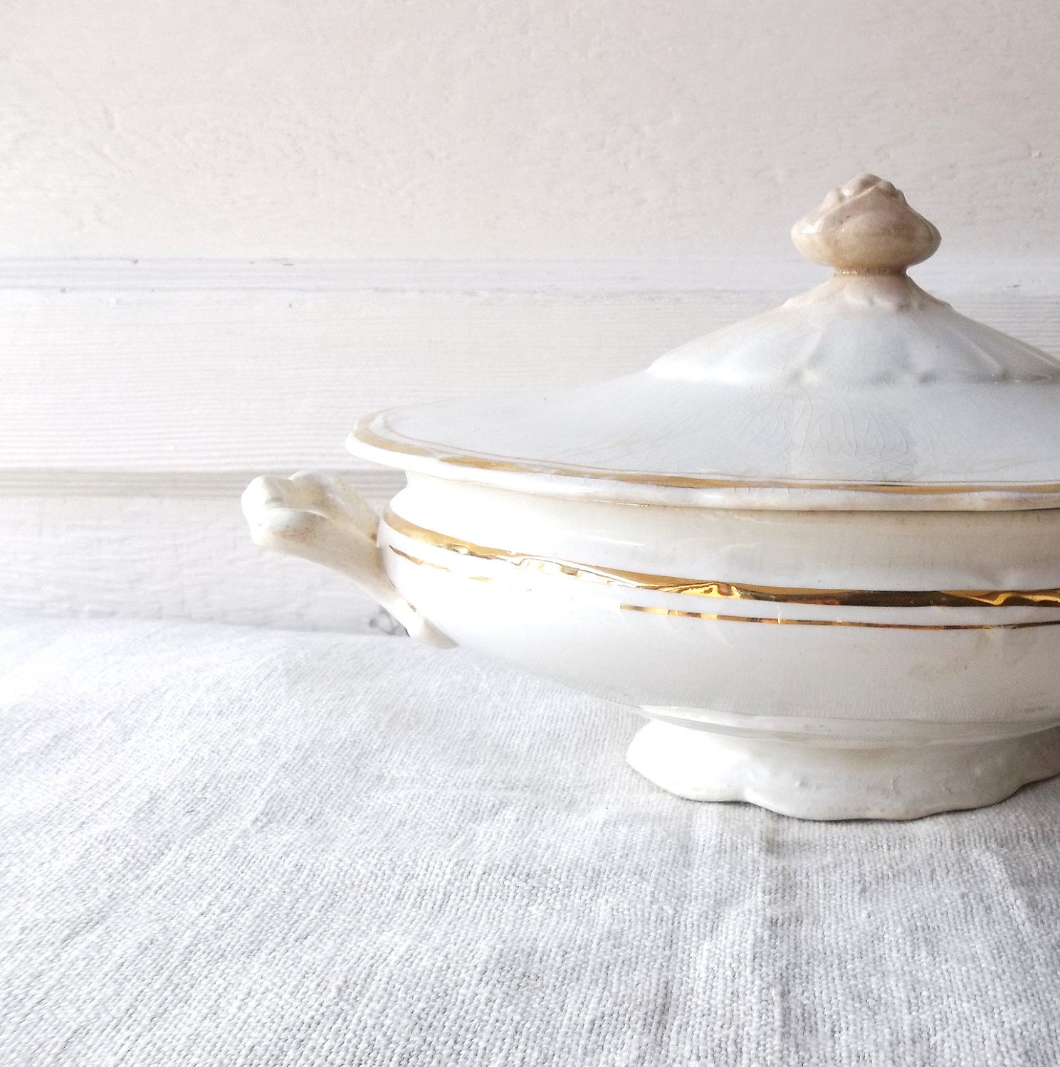 Antique Tureen. Covered Serving Bowl. Holiday Server. Farmhouse Rustic
