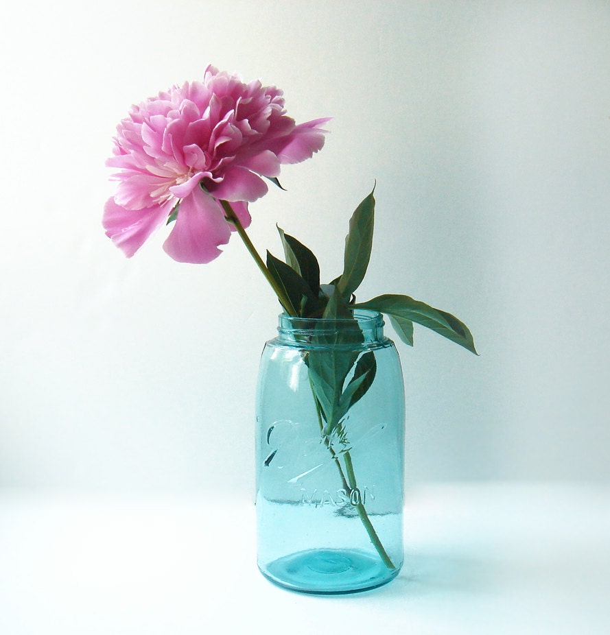 Antique 1896 - 1910 Aqua Blue Ball Mason Jar, Old Shoulder Seal Style, Quart Size - Collectible Aqua Glass