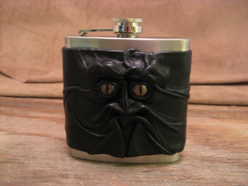 Grichels leather and stainless steel 6oz flask - black with bronze speckled slit pupil reptile eyes