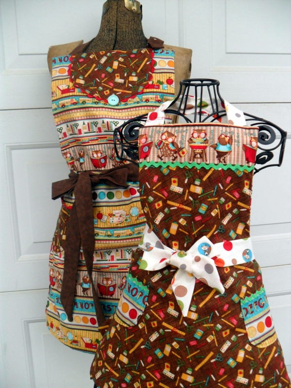 Mother Daughter Matching Owl Aprons Full Reversible