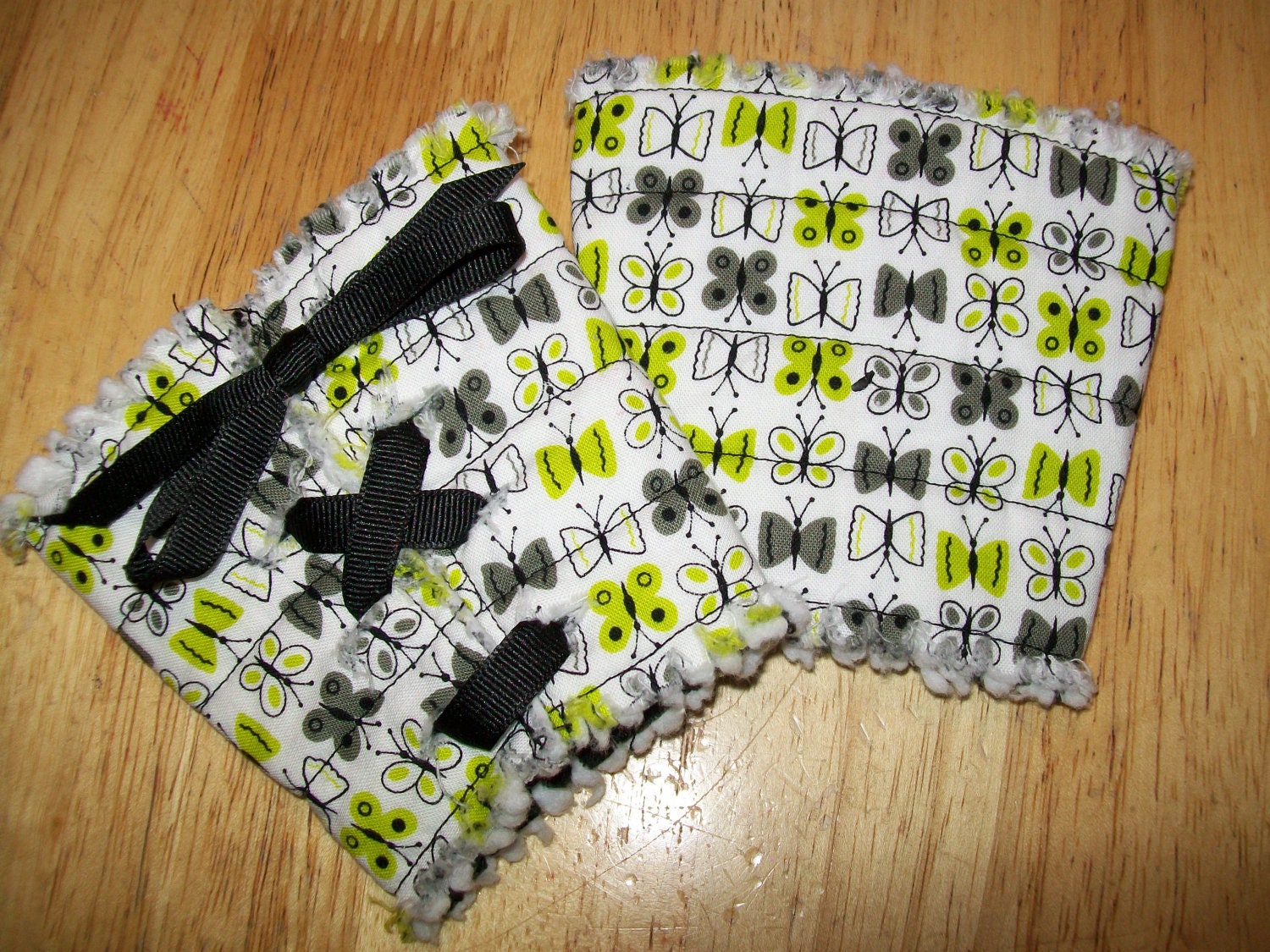 Lime Green Butterflies & Black Eco Friendly Reusable Hot/Cold Java Cafe Cozy