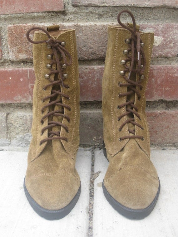 Women's Vintage Suede Boots Size 6
