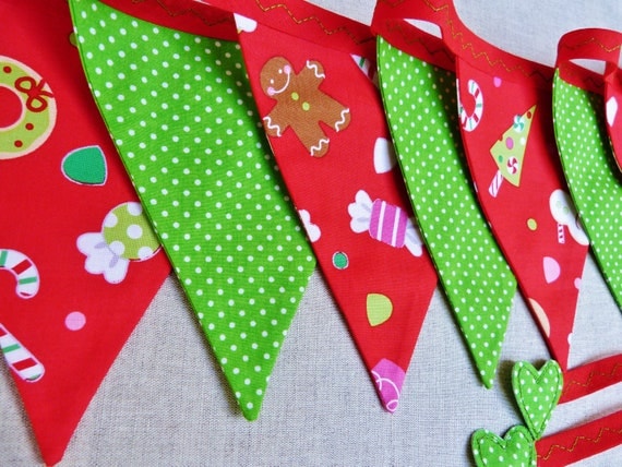 Christmas Bunting banner in red and green Perfect for holiday parties Over 8 ft long (excl. ties) with 12 flags READY TO SHIP Il_570xn