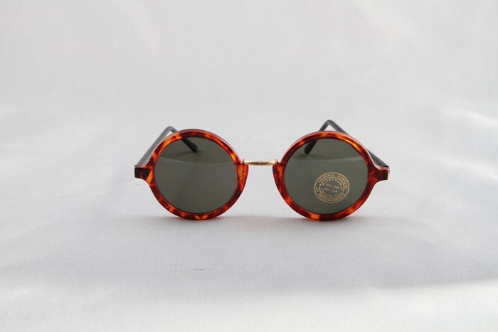 Vintage Deadstock 80s Tortoise and Black Circle Sunglasses with Gold Bridge