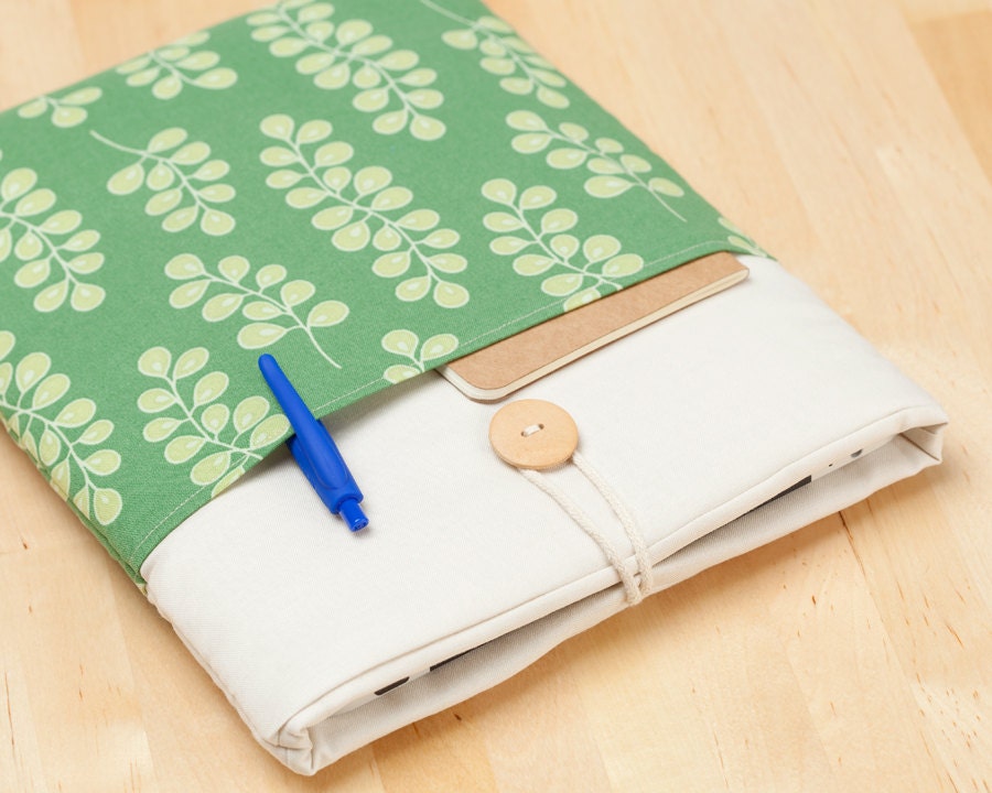 iPad sleeve / iPad case / iPad cover / padded with pockets - green flowers -