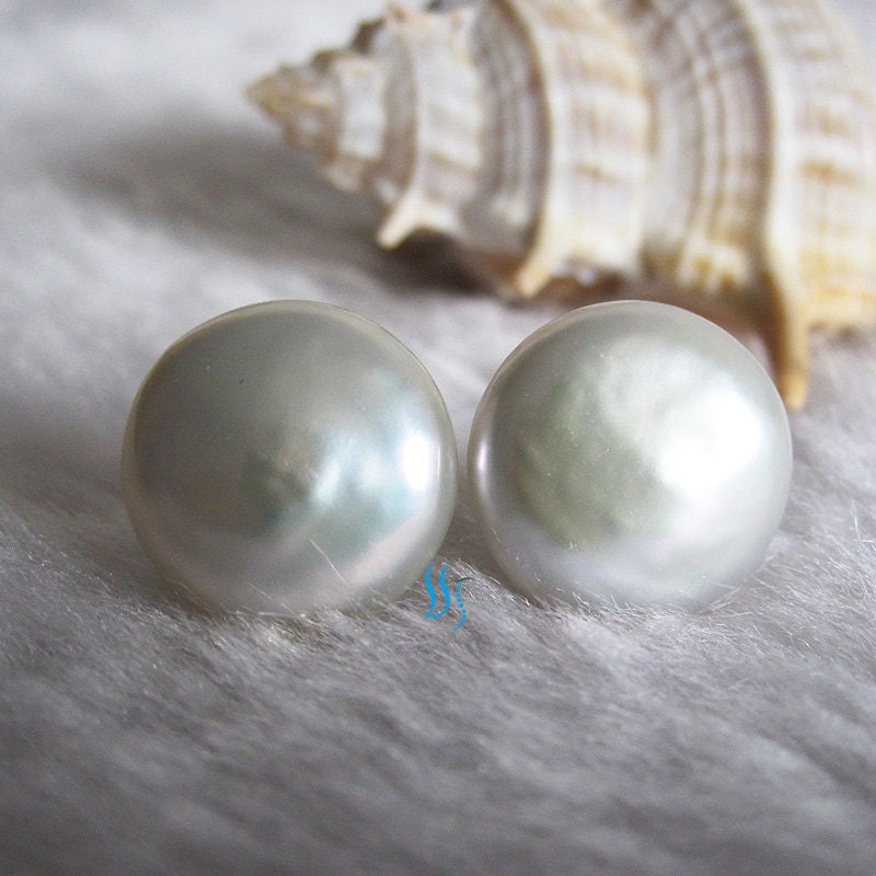 Button Earrings - 13-14mm White Freshwater Coin Pearl Studs Earrings - Free shipping