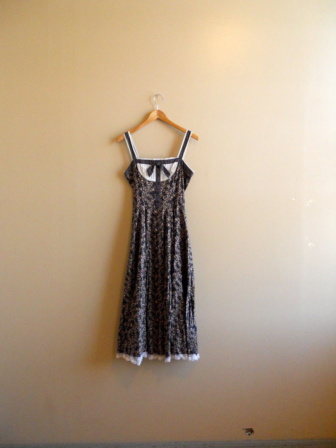 70s / 1970s Gunne Sax Floral Print Dress
