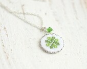 Embroidered jewelry Tiny Four leaf Clover