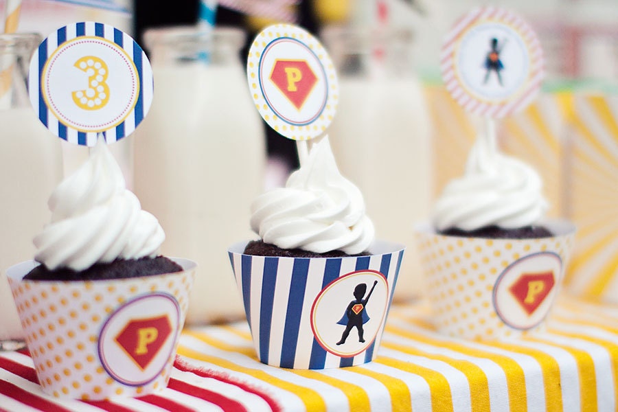 DIY Printable Cupcake Wrappers - Superhero Party