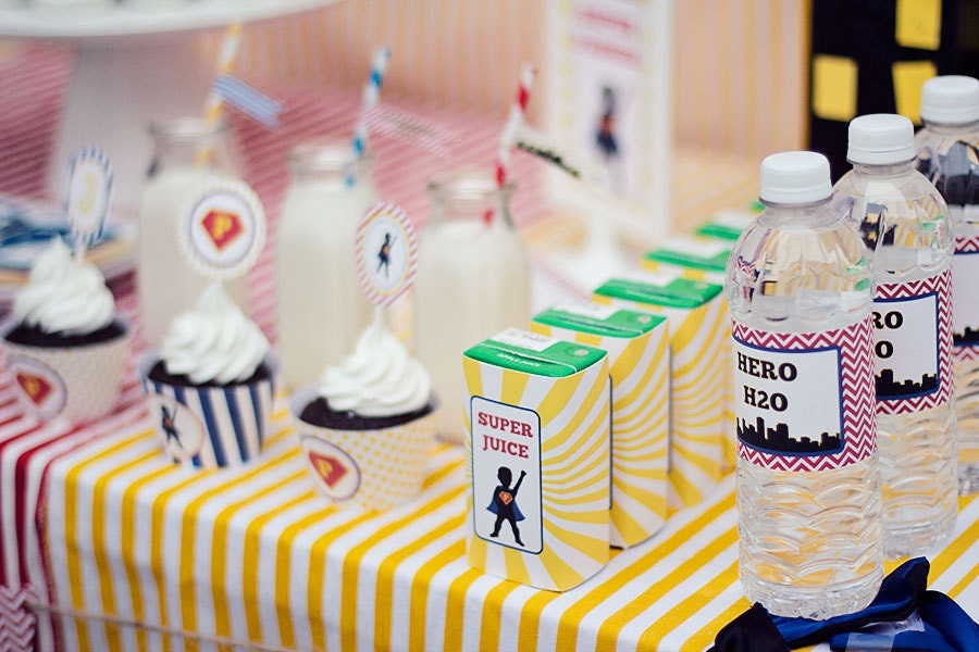 DIY Printable Party Circles - Superhero Party