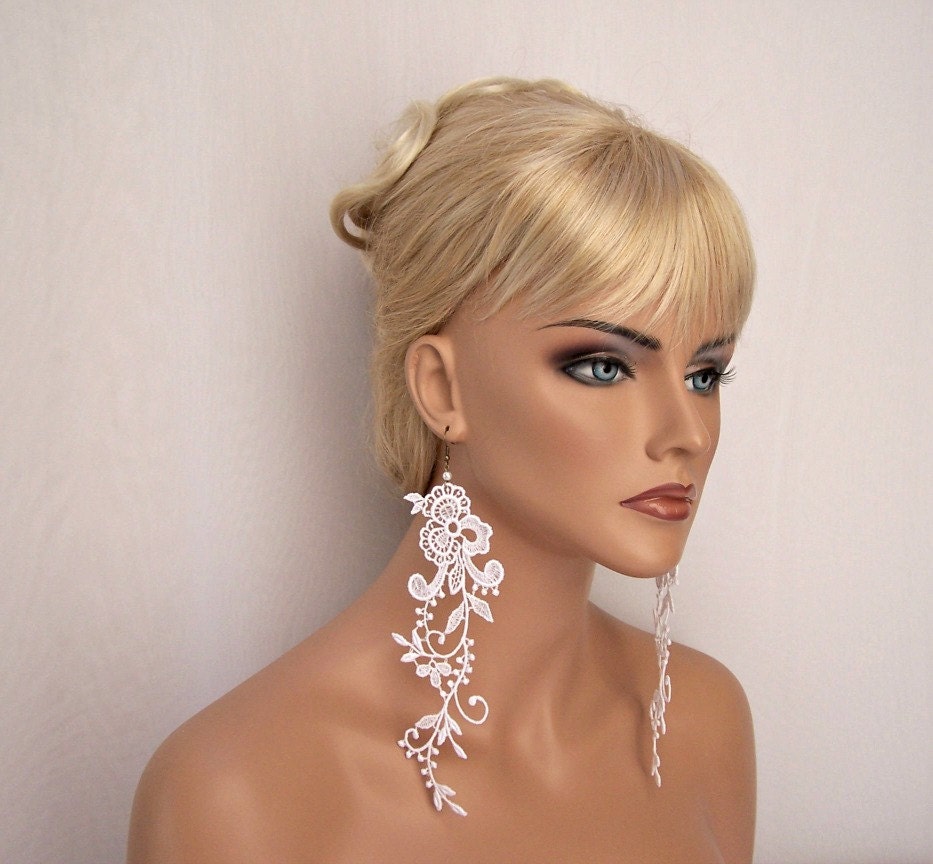 Wisteria white lace floral earrings