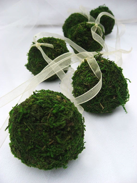 Moss Balls Wedding