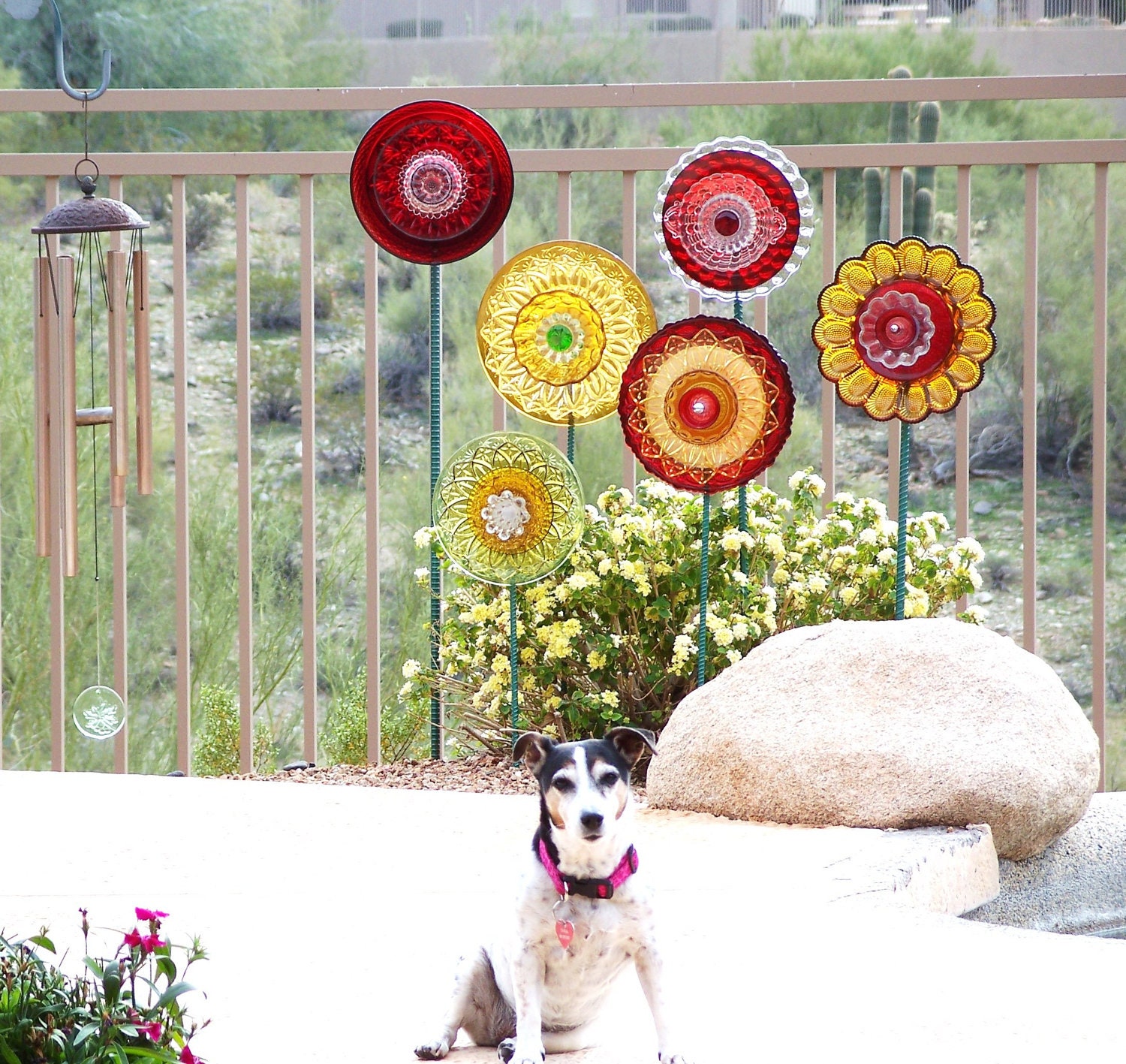 Red Garden Art Yard Decor Glass Plate Flower Holiday Shabby Chic ...