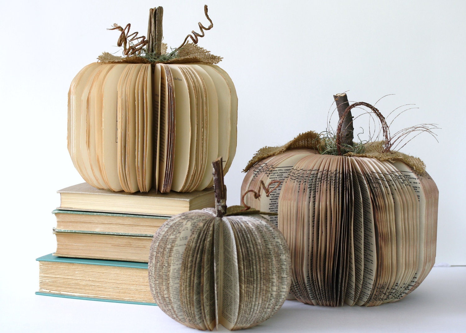 Set of 3 vintage book PUMPKINS/ /// Small Medium and Large HALLOWEEN