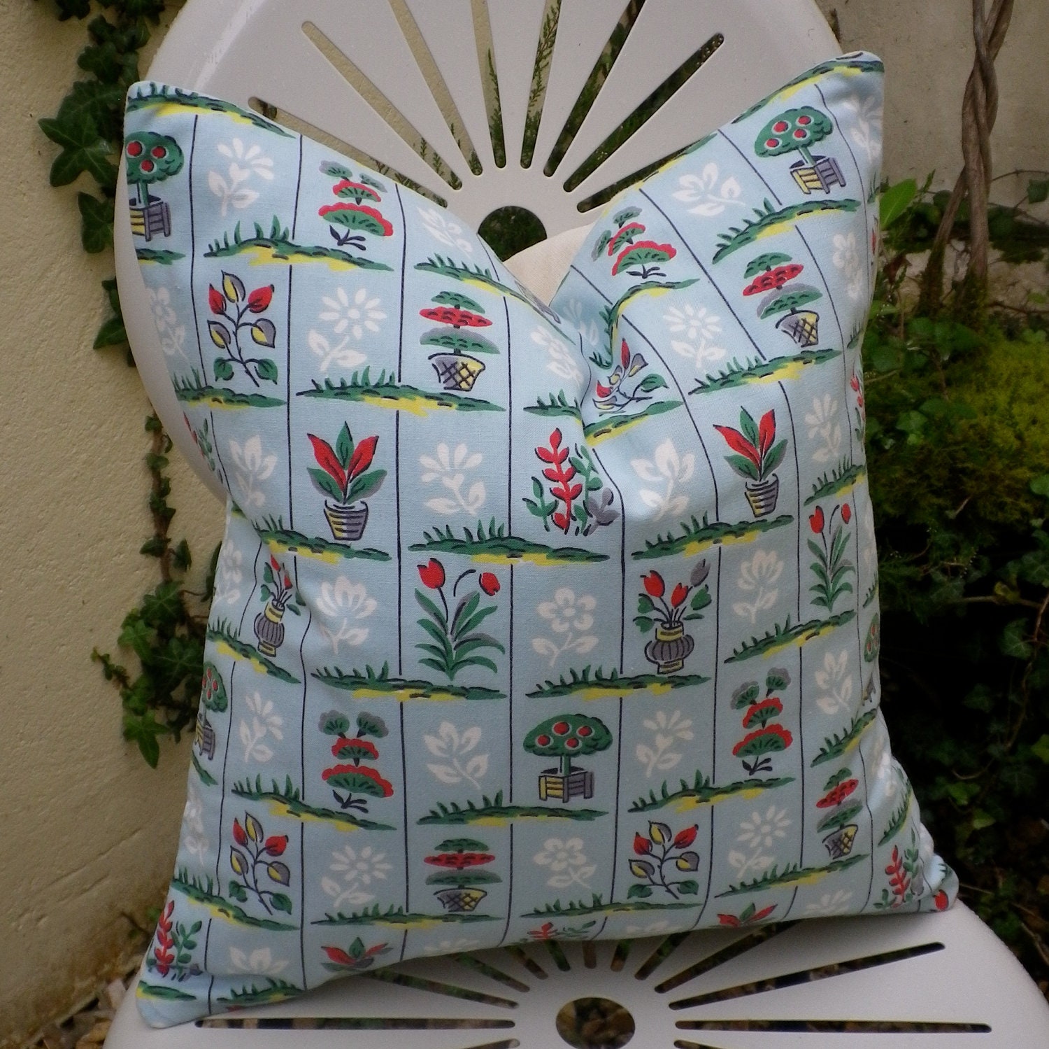 Vintage 1950s Topiary Apple Tree Botanical Fabric Cushion Pillow
