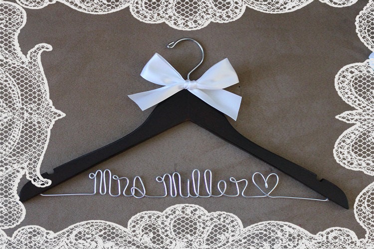 Personalized Wedding Hanger/ Personalized Custom Bridal Hanger/ Brides Hanger/ Name Hanger