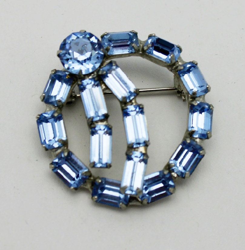 Vintage Circle Pin Blue Rhinestones Signed Kramer