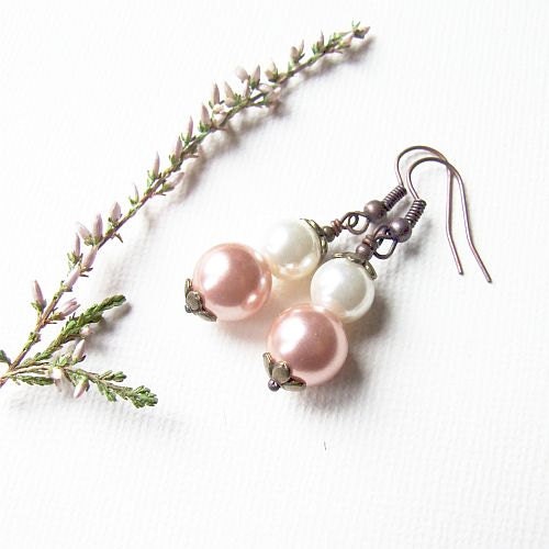 I am so cute series - cute peach and cream pearls - delicate simple adorable valentines day earrings