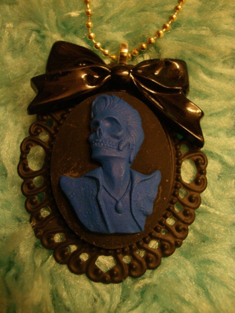 Zombie Elvis Cameo Necklace