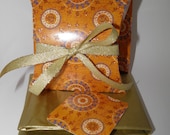 Holiday gift wrap kit complete with 2 box set, tags and tissue wrap.